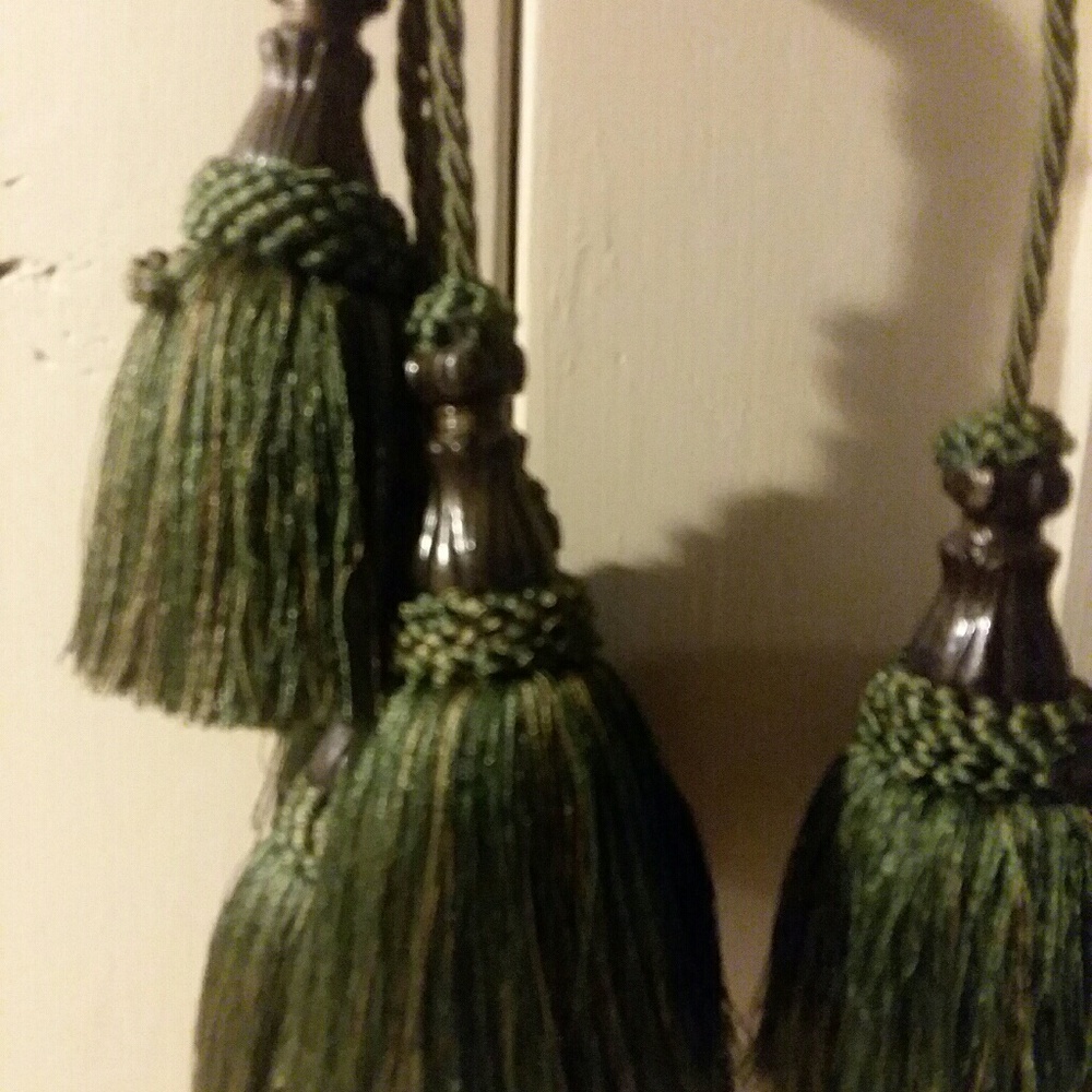 Nwotag. Curtain ttie back swags